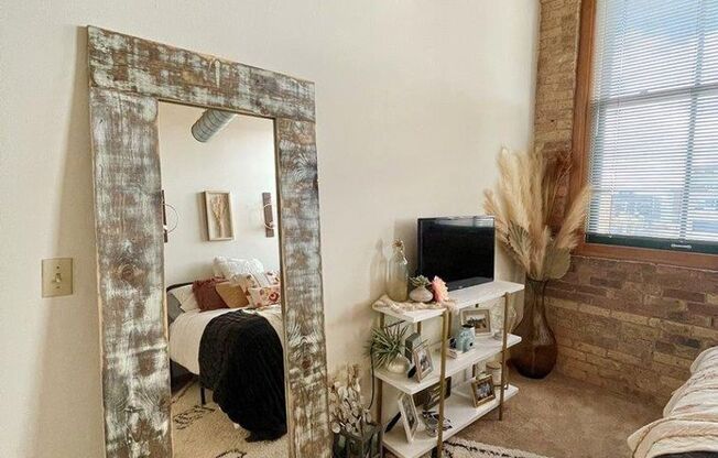 2 beds, 2 baths, 1,025 sqft, $1,975, Unit 308