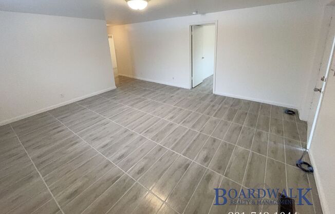 1 bed, 1 bath, 800 sqft, $1,099, Unit 3545 West Temple