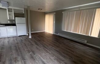 2 beds, 1 bath, 750 sqft, $1,700, Unit #302