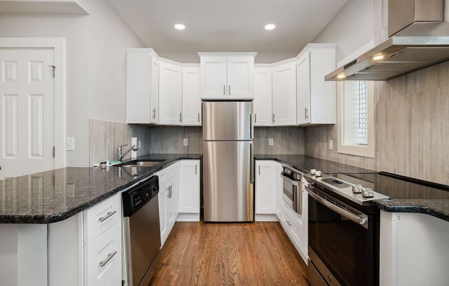 2 beds, 1 bath, 1,450 sqft, $1,675, Unit 3