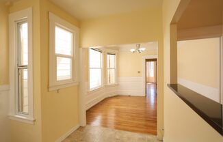 1 bed, 1 bath, $2,695