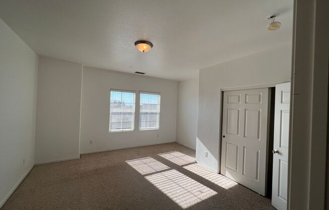 2 beds, 2.5 baths, $2,095