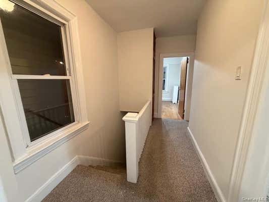 1639 1/2 PILGRIM AVE