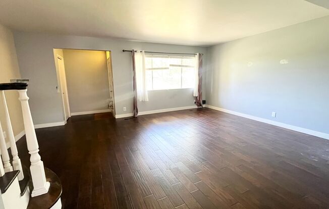 3 Bedroom/3.5 Bathroom home in Murray