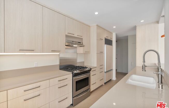 1 NORTHSTAR ST