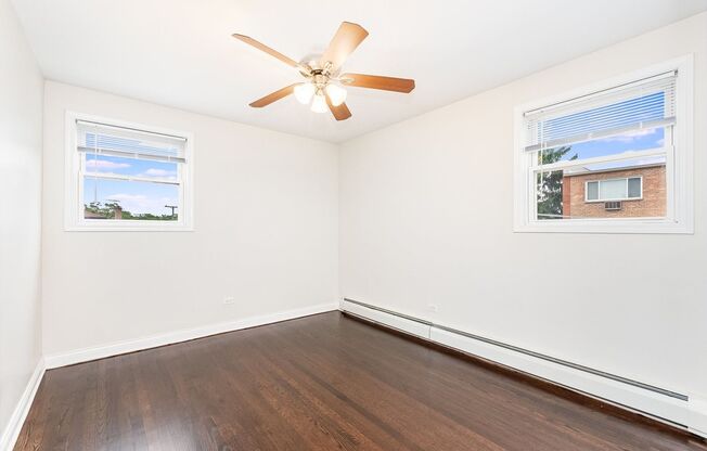 2 beds, 1 bath, $1,795, Unit Apt #3B