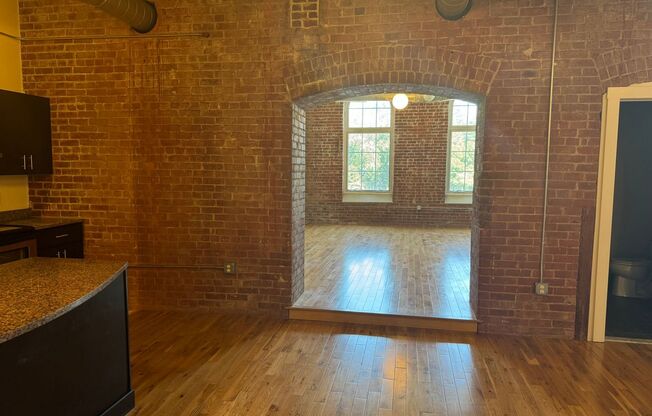 Studio, 1.5 baths, 1,248 sqft, $2,446, Unit 330