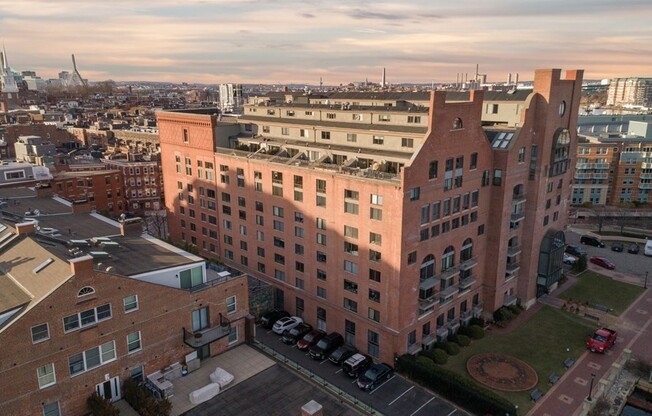 1 bed, 1 bath, 832 sqft, $3,350, Unit 003