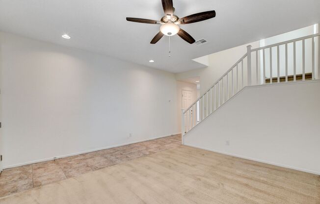 3 Bedroom w/ Rooftop Deck in Providence
