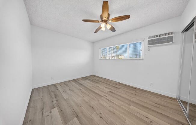 2 beds, 2 baths, $2,800, Unit 017#201