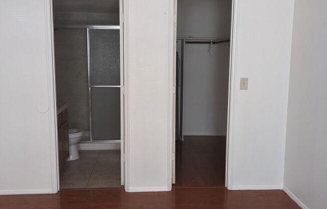 2 beds, 2 baths, $1,100, Unit UNIT 511