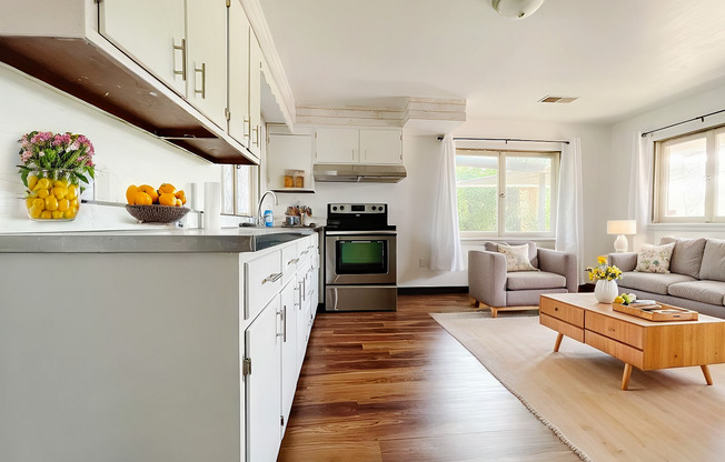 305 S Manning Ave (EMF Homes, LLC)