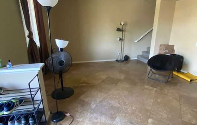 Beautiful, Must See 3 Bed, 2.5 Bath Town Home in Pacific Highlands Ranch!