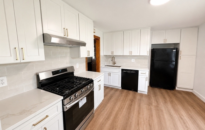 17 OAKLEDGE ST