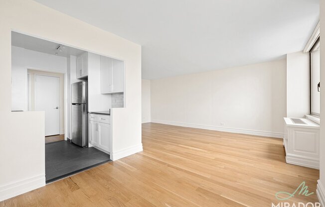 1 bed, 2.5 baths, $7,000, Unit 21K