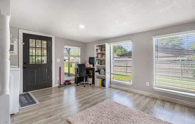 Beautifully updated 3-bed, 2-bath home in Rowlett (Garland ISD)!