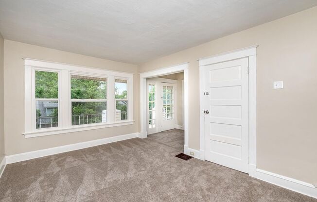 Norwood - Freshly updated 2 bed, upstairs of a 2 family.