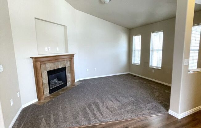 Rent Reduction! Deposit Moves You In! 2 Bed 1 Bath Condo for Rent in North Salt Lake