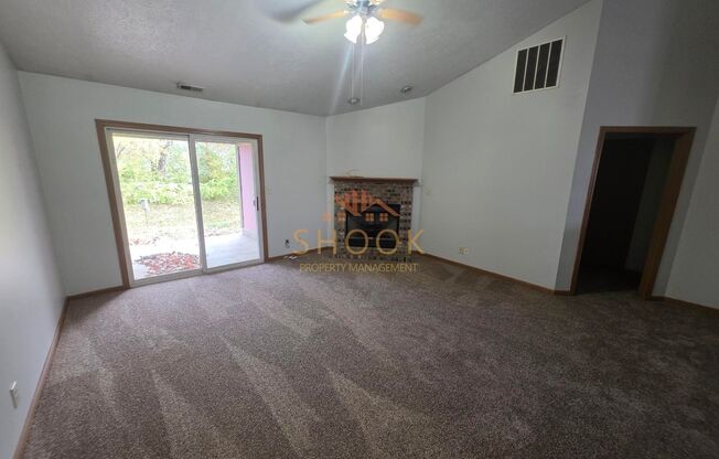 2221 Bridgewater Circle