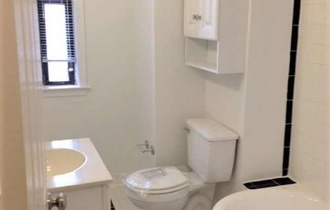 Studio, 1 bath, 458 sqft, $2,295, Unit H701