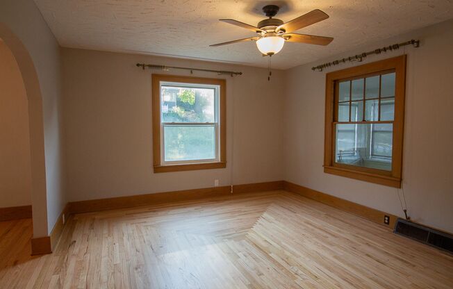 Coming Soon! Beautiful 4 Bedroom House for Rent | 54th & Pacific