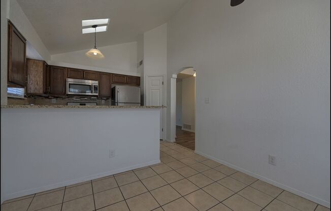 3 beds, 2 baths, $1,710