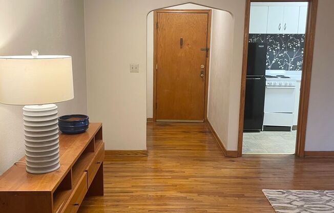 1 bed, 1 bath, $1,150, Unit 1510-3