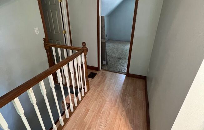 3 beds, 1 bath, $975