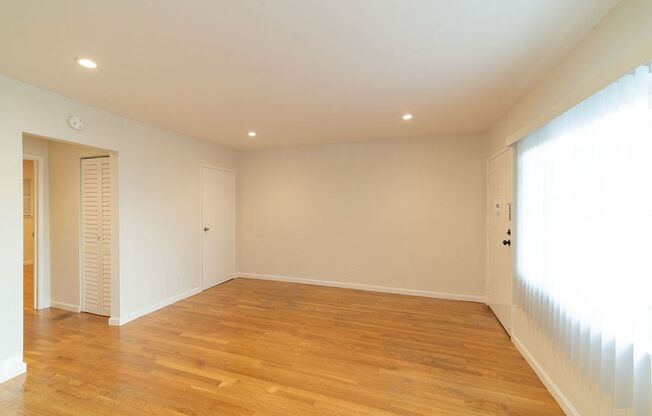 1128 - 1130 Bancroft