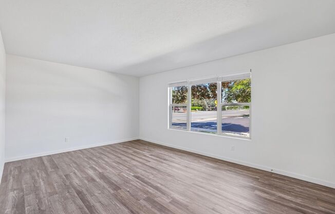 1 bed, 1 bath, 698 sqft, $1,399, Unit 83