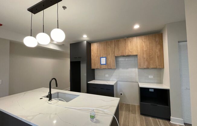 1 bed, 1 bath, 693 sqft, $2,299, Unit 106