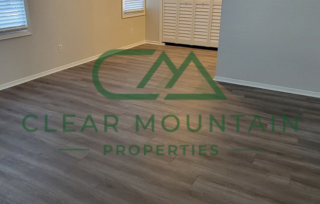 2 beds, 1 bath, 980 sqft, $1,250, Unit 70