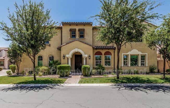 1945 W GRAND CYN DR