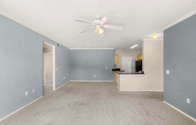 2 beds, 2 baths, $1,595, Unit # 822