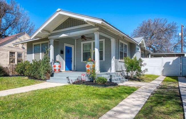 355 E CRAIG PL