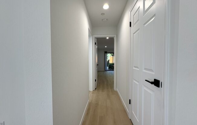 Newly Renovated 2BR/2BA First-Floor Condo with In-Unit Laundry, Patio & Parking
