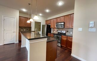 2 beds, 2 baths, 1,250 sqft, $1,699, Unit 1320