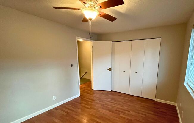 2 beds, 1 bath, 780 sqft, $1,400, Unit 08