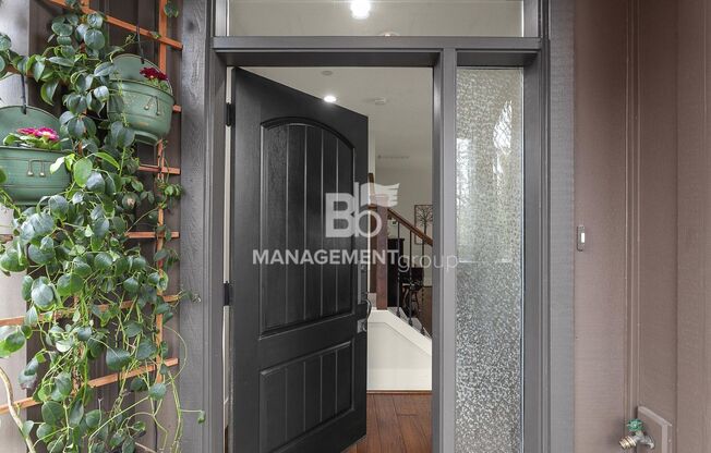 High-end Renaissances Townhome In Peterkort Woods Gourmet Kitchen Community Pool & Clubhouse