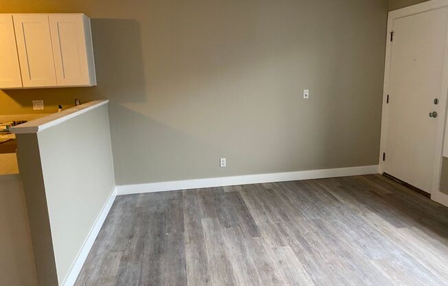 1 bed, 1 bath, 519 sqft, $1,395, Unit 42