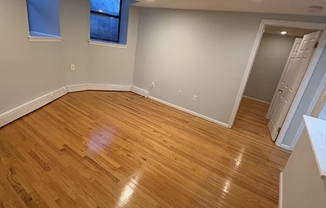 30 Peterborough St Apt B