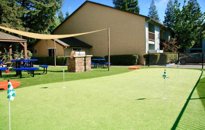 2 beds, 1 bath, 850 sqft, $1,795, Unit 165 - Stainless Package