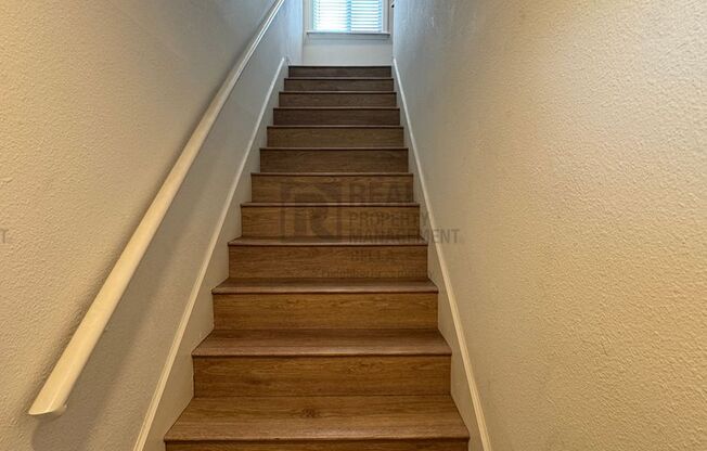 Charming 2-Bed, 2-Bath Condo in the Heart of Murrieta!