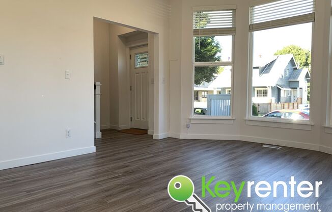 Newly Remodeled Centrally Located Tacoma House