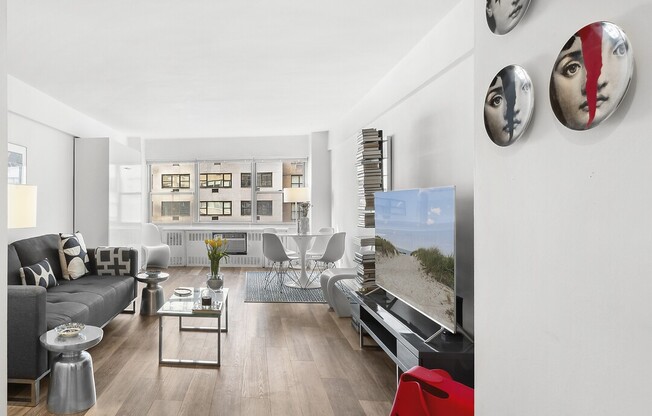 Studio, 1 bath, $3,500, Unit 9E