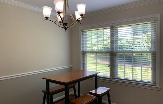 Spacious and Private Condo in The Oaks at Washingtonian Woods