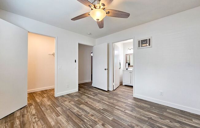 3 beds, 2 baths, $3,025, Unit 59