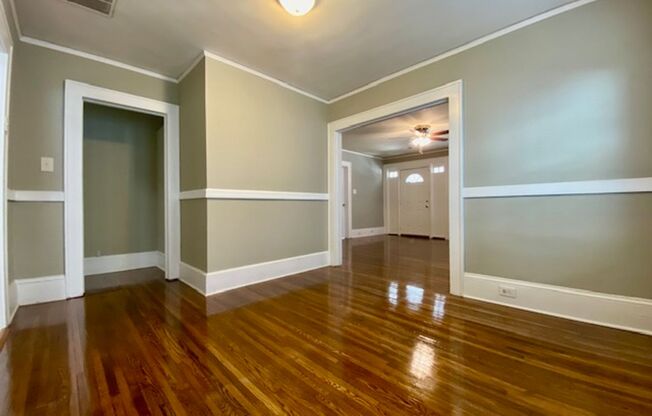 Belmont neighborhood  2 or 3 bed, 2 bath brick bungalow with fenced yard