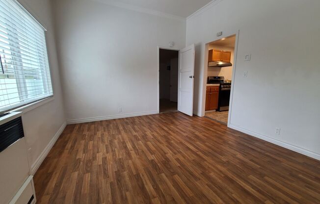 Single-Story 2-Bedroom Home Close to the University of Redlands!