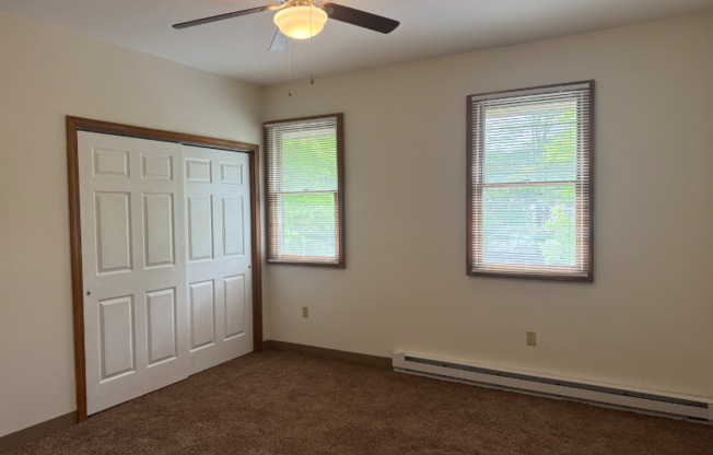 55 RED BUSH LN
